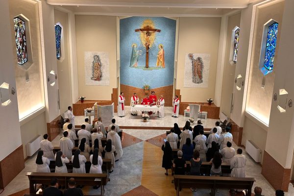 Cardenales colombianos celebraron una Eucaristía por la paz de Colombia desde Roma