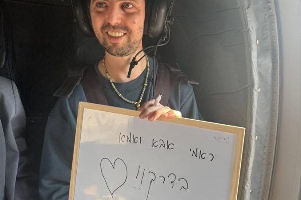Fin del secuestro: 20 rehenes israelíes, entre ellos el colombo-israelí Bohbot, regresan a casa